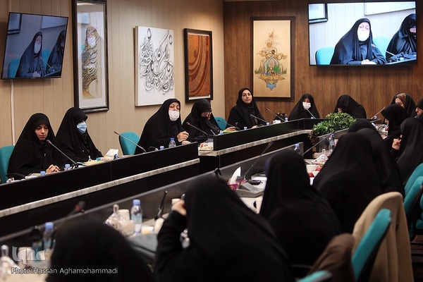 نخستین مجمع عمومی بنیاد بین المللی فعالیت های قرآنی بانوان (کوثر)