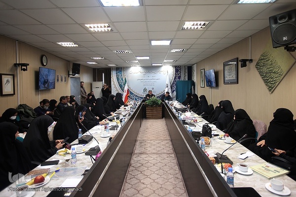 نخستین مجمع عمومی بنیاد بین المللی فعالیت های قرآنی بانوان (کوثر)