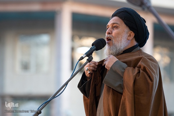 مراسم وداع با پیکر پاک شهدای ۸ سال دفاع مقدس در اصفهان‎‎