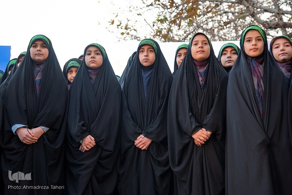 مراسم وداع با پیکر پاک شهدای ۸ سال دفاع مقدس در اصفهان‎‎