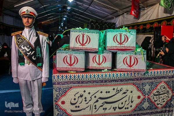 وداع با دویست سردار بی‌پلاک