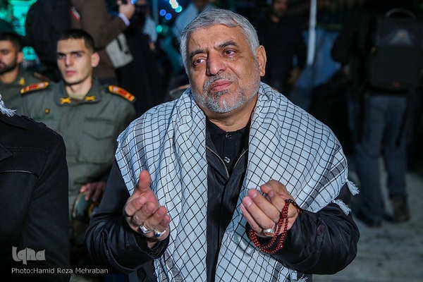 وداع با دویست سردار بی‌پلاک