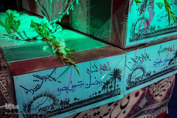 وداع با دویست سردار بی‌پلاک