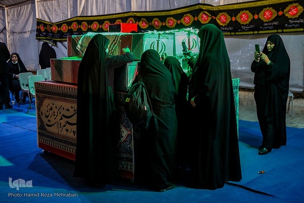 وداع با دویست سردار بی‌پلاک