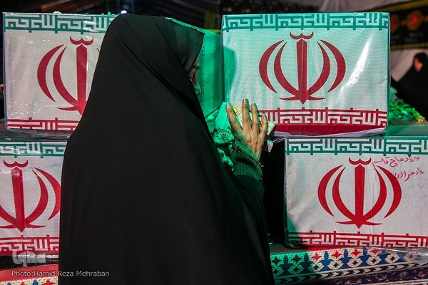 وداع با دویست سردار بی‌پلاک