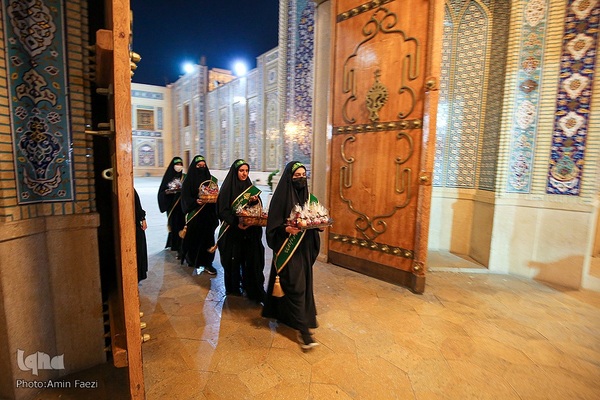 سیب بهشتی‎‎