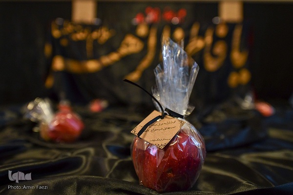 سیب بهشتی‎‎