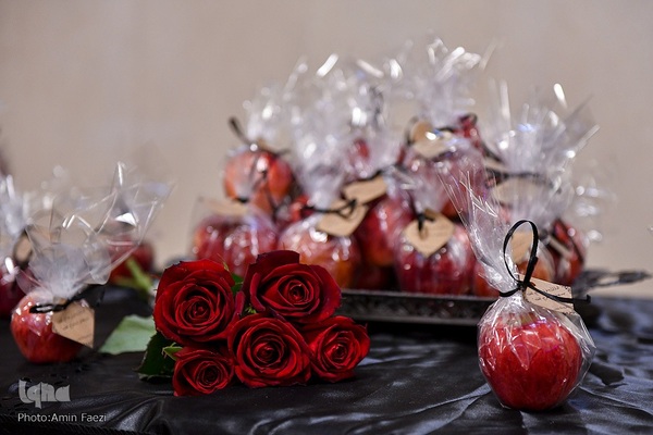 سیب بهشتی‎‎