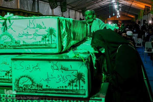 وداع با دویست سردار بی‌پلاک