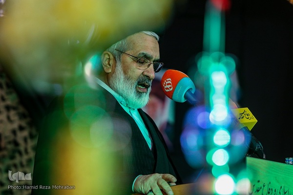 وداع با دویست سردار بی‌پلاک