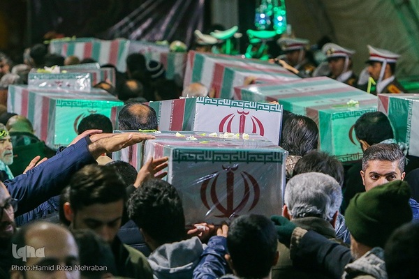 وداع با دویست سردار بی‌پلاک