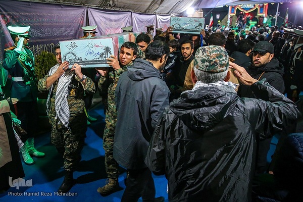 وداع با دویست سردار بی‌پلاک