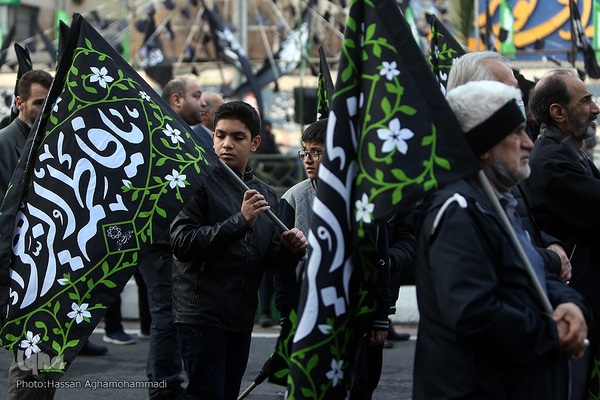 تجمع هیئت‌های عاشورای فاطمی در میدان هفت تیر