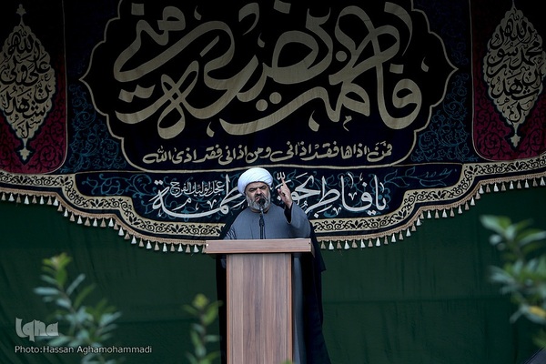 تجمع هیئت‌های عاشورای فاطمی در میدان هفت تیر