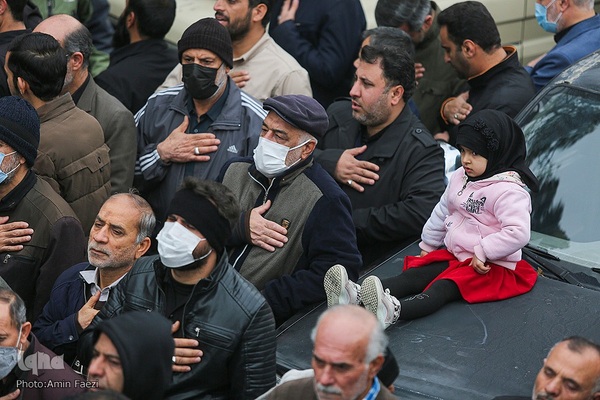 مراسم تشییع پیکرهای مطهر 10 شهید گمنام در شیراز