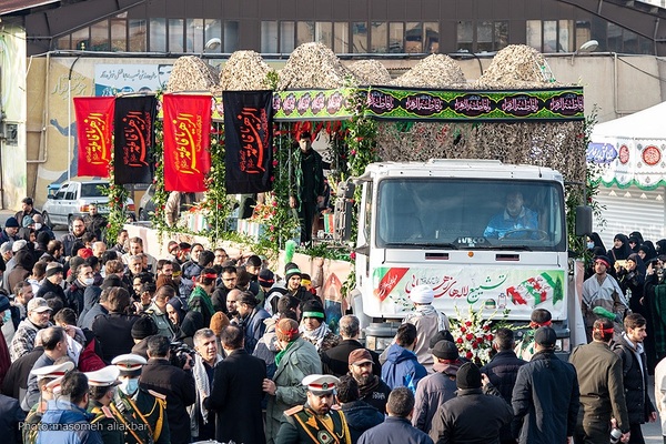 تشییع پیکر مطهر ۴ شهید گمنام دفاع مقدس در کرج‎‎