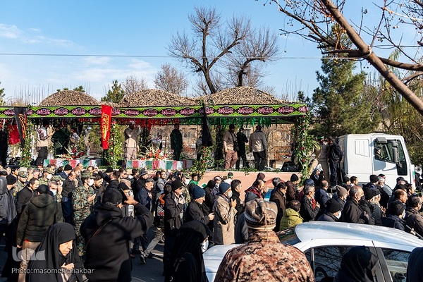 تشییع پیکر مطهر ۴ شهید گمنام دفاع مقدس در کرج‎‎
