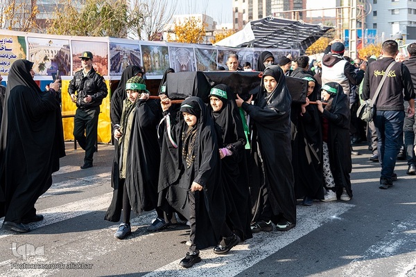 تشییع پیکر مطهر ۴ شهید گمنام دفاع مقدس در کرج‎‎