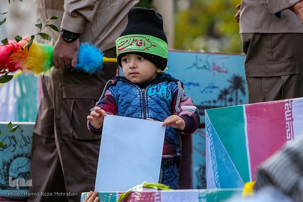 شمیم عطر یاس در تهران وزیدن گرفت