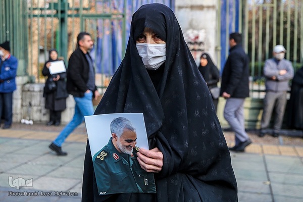 شمیم عطر یاس در تهران وزیدن گرفت