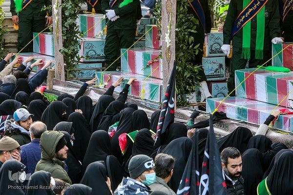 شمیم عطر یاس در تهران وزیدن گرفت