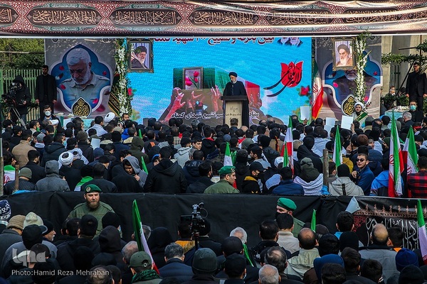 شمیم عطر یاس در تهران وزیدن گرفت