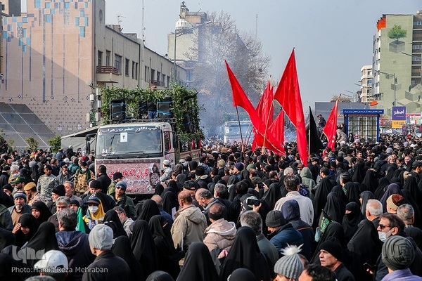 شمیم عطر یاس در تهران وزیدن گرفت