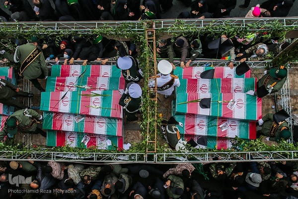 شمیم عطر یاس در تهران وزیدن گرفت