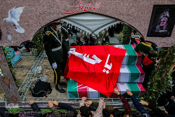 شمیم عطر یاس در تهران وزیدن گرفت