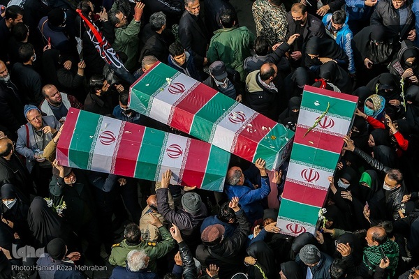 تشییع آلاله‌های گمنام در معراج الشهدای تهران