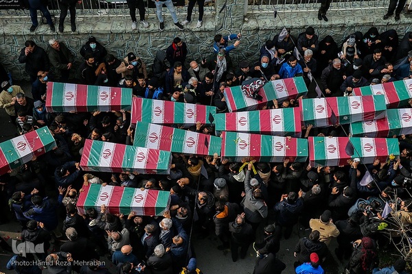 تشییع آلاله‌های گمنام در معراج الشهدای تهران