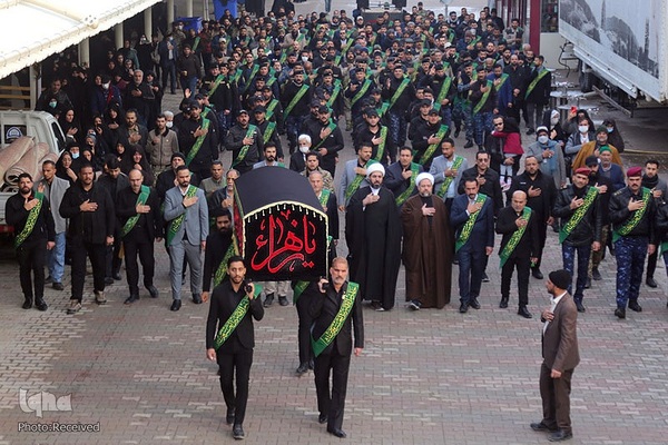 آیین سوگواری و تشییع نمادین پیکر حضرت زهرا (س) در شهر سامرا عراق