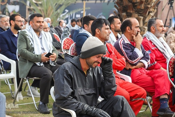 تشییع شهید گمنام در شرکت ملی حفاری