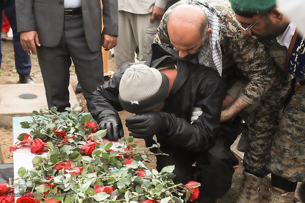 تشییع شهید گمنام در شرکت ملی حفاری