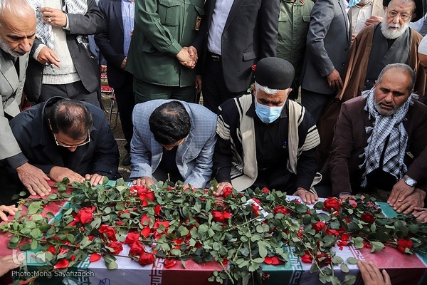 تشییع شهید گمنام در شرکت ملی حفاری