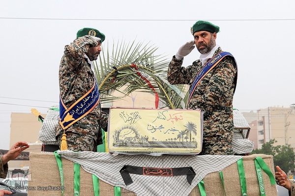 تشییع شهید گمنام در شرکت ملی حفاری
