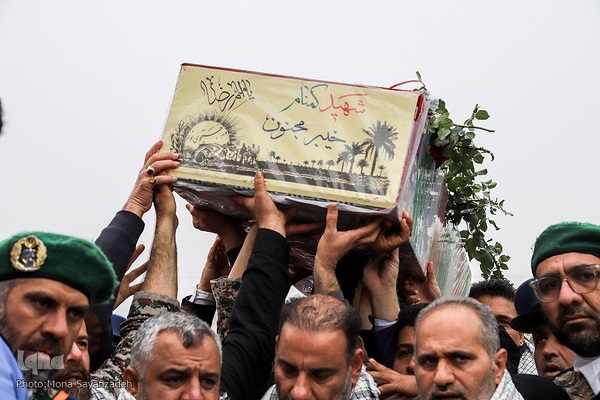 تشییع شهید گمنام در شرکت ملی حفاری