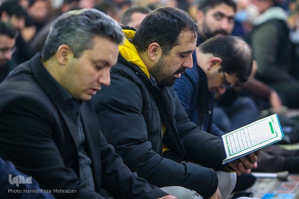 غبار‌روبی مضجع مطهر حضرت عبدالعظیم حسنی(ع)