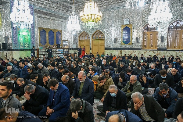 غبار‌روبی مضجع مطهر حضرت عبدالعظیم حسنی(ع)