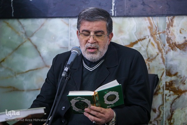 غبار‌روبی مضجع مطهر حضرت عبدالعظیم حسنی(ع)