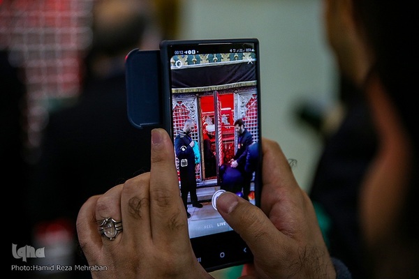 غبار‌روبی مضجع مطهر حضرت عبدالعظیم حسنی(ع)