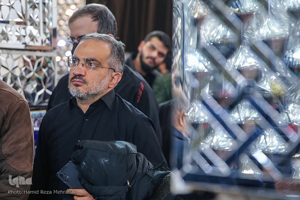 غبار‌روبی مضجع مطهر حضرت عبدالعظیم حسنی(ع)