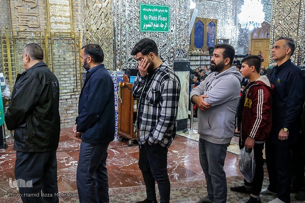 غبار‌روبی مضجع مطهر حضرت عبدالعظیم حسنی(ع)