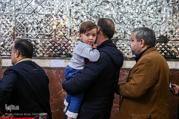 غبار‌روبی مضجع مطهر حضرت عبدالعظیم حسنی(ع)