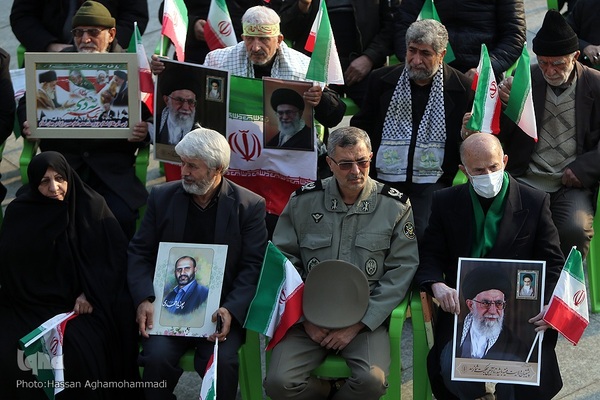 مراسم گرامیداشت یوم‌الله ۹دی در میدان امام حسین (ع)