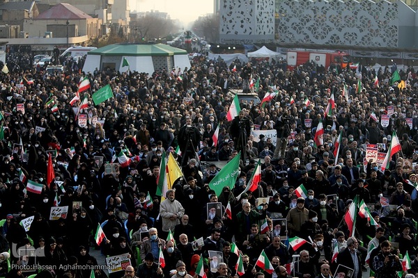 مراسم گرامیداشت یوم‌الله ۹دی در میدان امام حسین (ع)