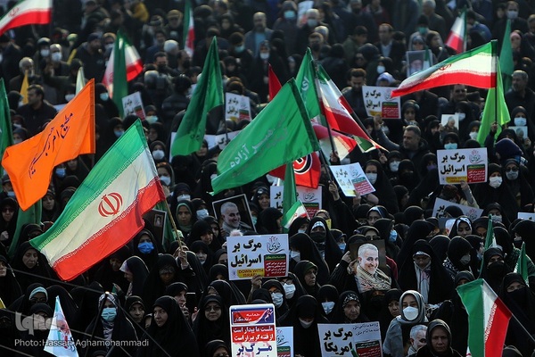 مراسم گرامیداشت یوم‌الله ۹دی در میدان امام حسین (ع)