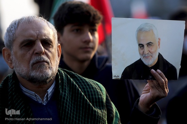 مراسم گرامیداشت یوم‌الله ۹دی در میدان امام حسین (ع)