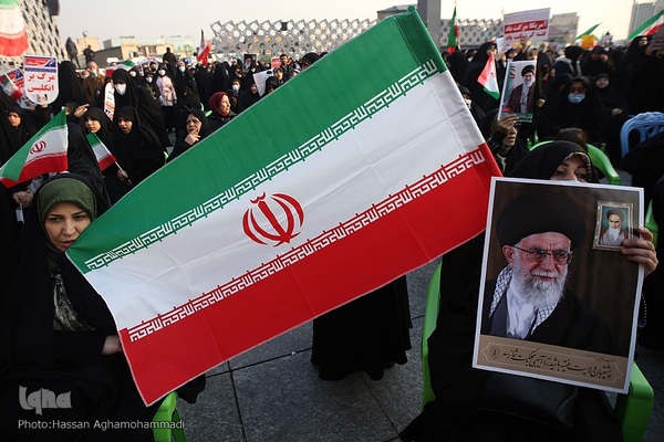 مراسم گرامیداشت یوم‌الله ۹دی در میدان امام حسین (ع)