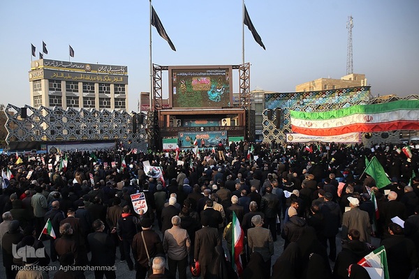 مراسم گرامیداشت یوم‌الله ۹دی در میدان امام حسین (ع)